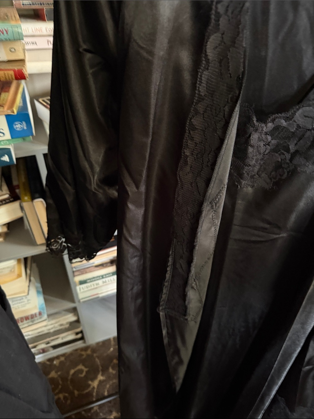 Black Satin Lace-Trim nightgown and robe - Picture 4 of 5